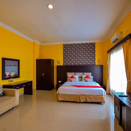 Oyo 1164 Edotel Mahligai By Smkn 2 Tanjung Pinang Kültér fotó